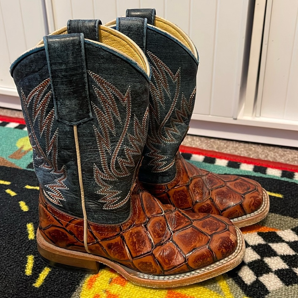 Toddler Cowboy boots, size 10! Horsepower Boots